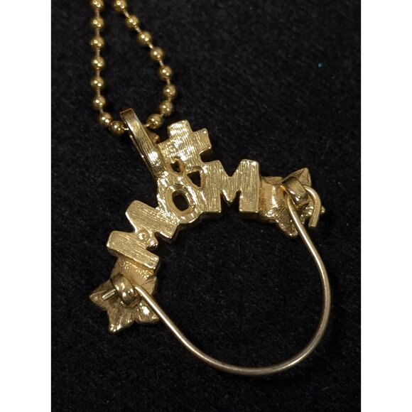 Vintage Avon #1 Mom Charm Holder Pendant Necklace Gold Tone 30 in - Picture 7 of 9